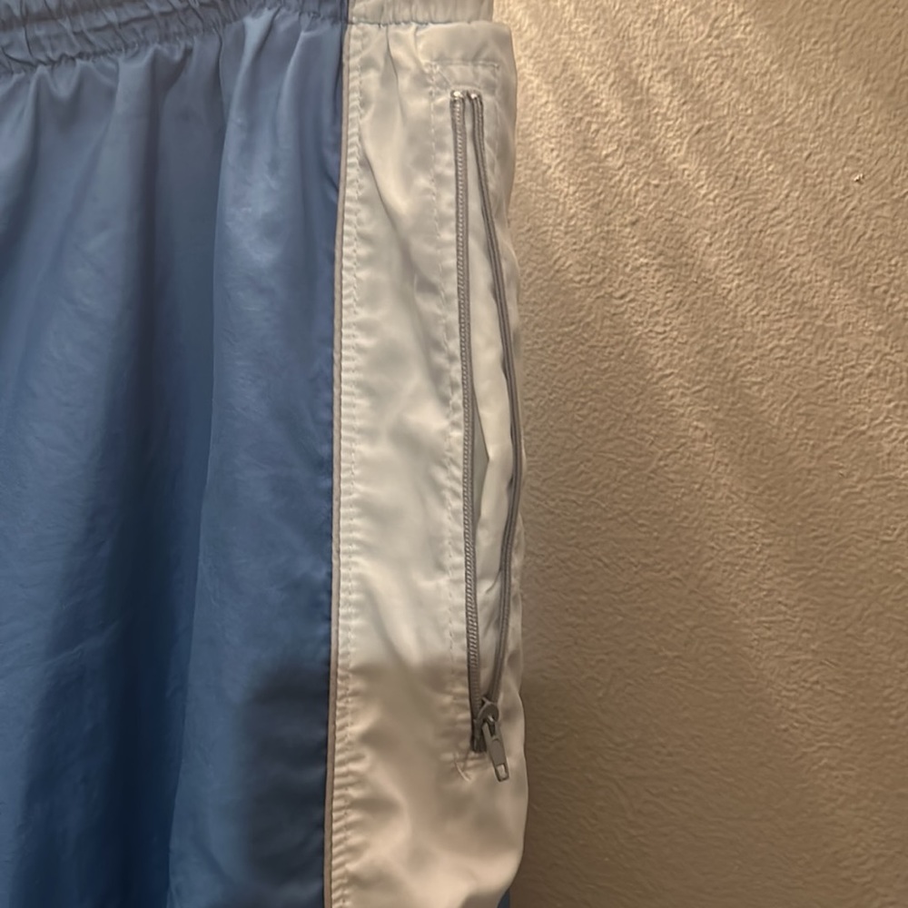 2piece wind suit - Picture 3 of 4